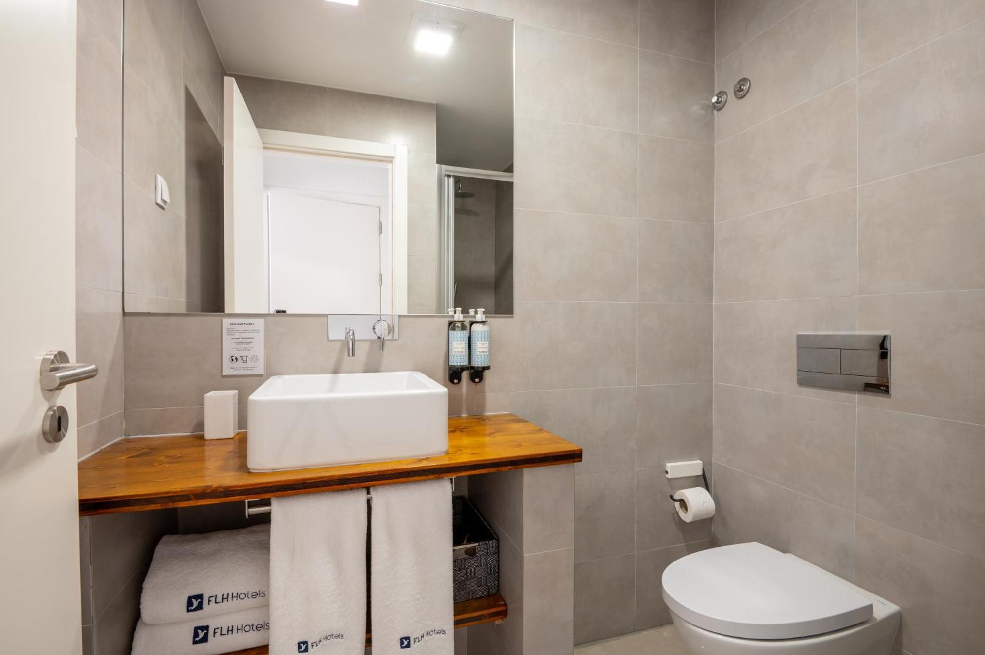 Bica Flh Suites Lisbon Exterior photo