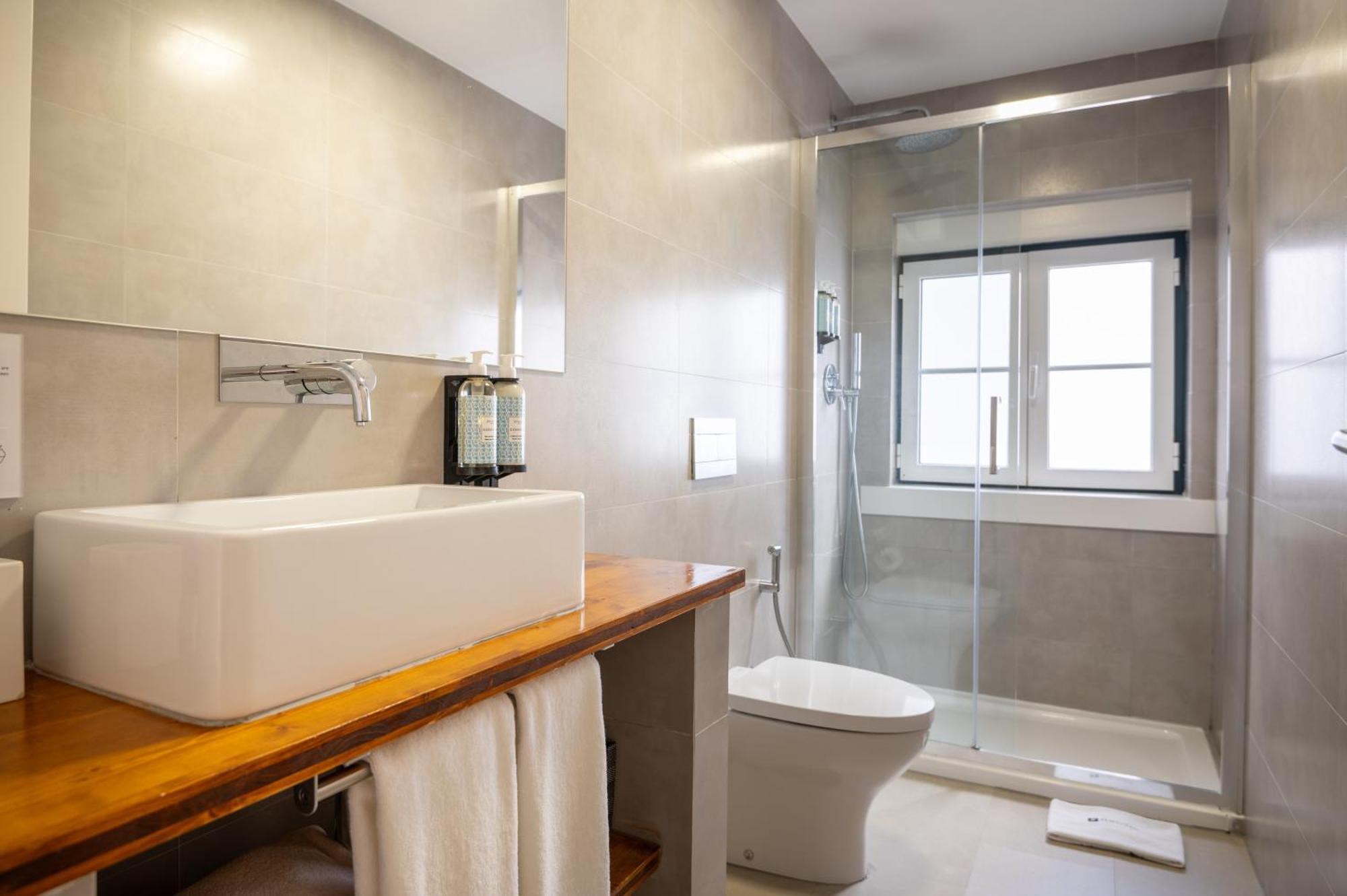 Bica Flh Suites Lisbon Exterior photo